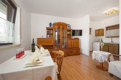 Kuhinja ili čajna kuhinja u objektu Cozy Apartment Hortenzija