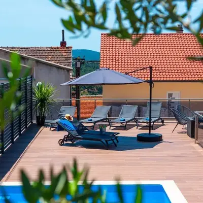 Pool apartman Maja