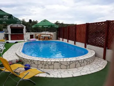 Bazen u objektu Holiday apartment in Razanj with sea view, terrace, air conditioning, WiFi 4773-2 ili u blizini