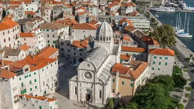 Pogled na grad 'Šibenik' ili pogled na grad iz apartmana