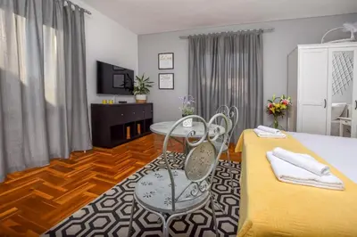 Krevet ili kreveti u jedinici u objektu apartment 250 meters to sea private pool