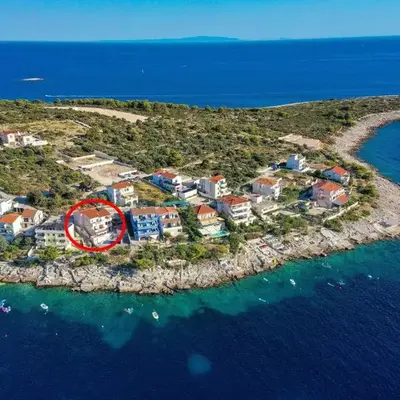 Seaside apartments with a swimming pool Razanj