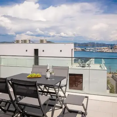 Lovely Apartment In Betina With Wifi