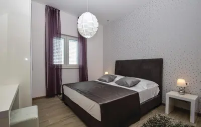 Krevet ili kreveti u jedinici u objektu Beautiful Apartment In Rogoznica