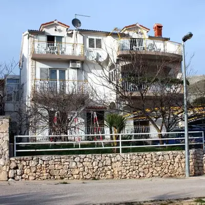 Apartments with parking space Grebastica