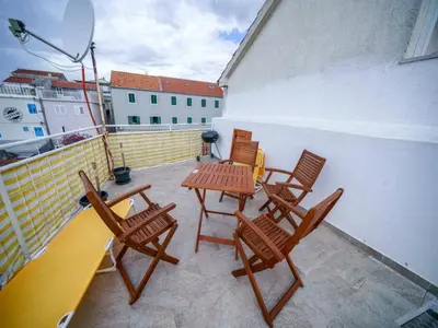 Balkon ili terasa u objektu Apartment in Vodice near Male Vrulje Beach