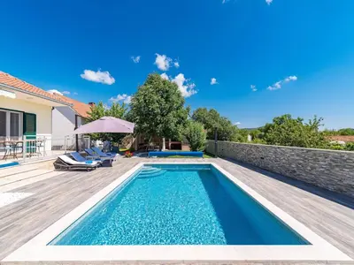 Bazen u objektu Villa near Krka with Private Pool ili u blizini