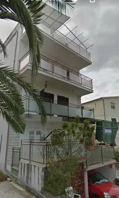 Zgrada u kojoj se nalazi apartman