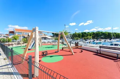 Dječje igralište u objektu Apartments Brankaa