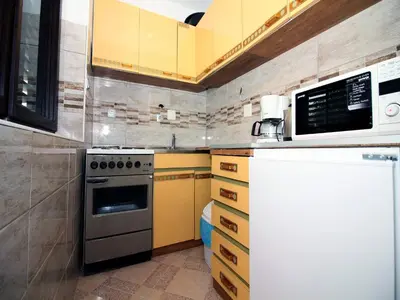 Kuhinja ili čajna kuhinja u objektu Holiday House Serov