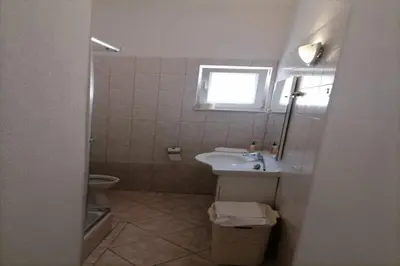 Kupaonica u objektu Apartments Libertas - Two bedroom apartment with Balcony and Sea View - 11