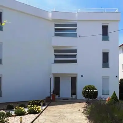 1 Bedroom Amazing Apartment In Pirovac