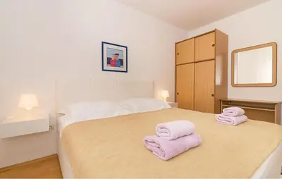 Krevet ili kreveti u jedinici u objektu Awesome Apartment In Pirovac With Wifi