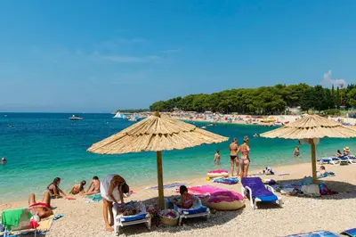 Plaža pokraj vila ili u blizini