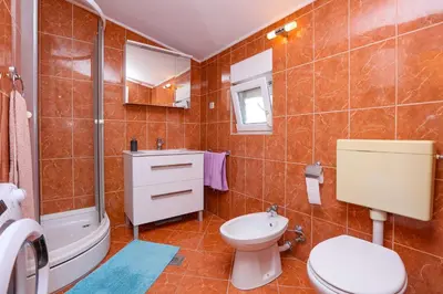 Kupaonica u objektu Apartments by the sea Brodarica, Sibenik - 4221