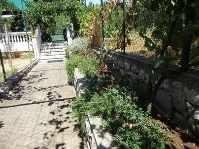 Vrt u objektu Apartments with a parking space Tribunj, Vodice - 11023