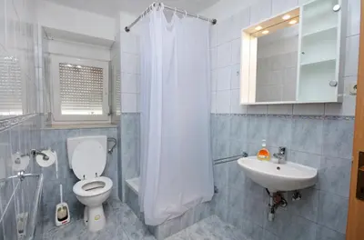 Kupaonica u objektu Apartments by the sea Jezera, Murter - 5057