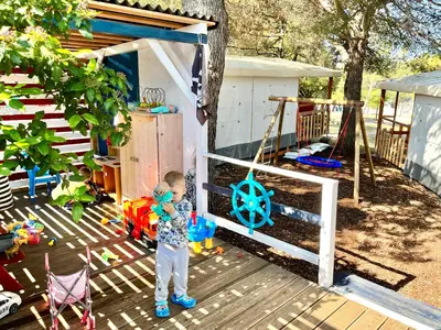 Dječje igralište u objektu Glamping Tents - Camp Adriatic
