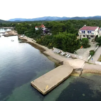 Family friendly seaside apartments Pirovac