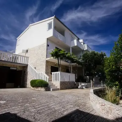 Apartments Pavao