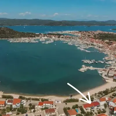 Beach apartment Ana - Wake up to the sea