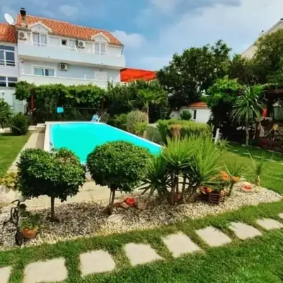 Rooms & Apartments Marinero