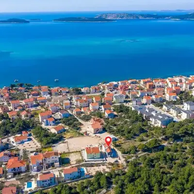 Four-Bedroom Holiday Home In Sibenik