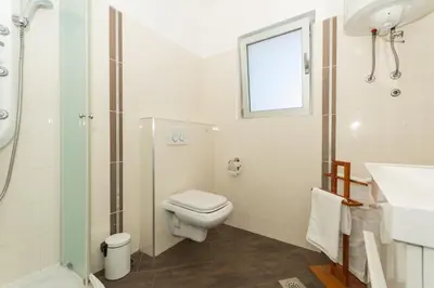 Kupaonica u objektu villa White