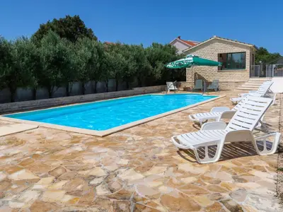 Bazen u objektu Apartment Camp Marko-5 by Interhome ili u blizini