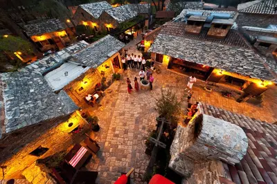 Zgrada u kojoj se nalazi turističko naselje