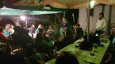 Gosti u objektu Villa Ivanka Murter ap B sa grijanim bazenom i besplatnim parkingom
