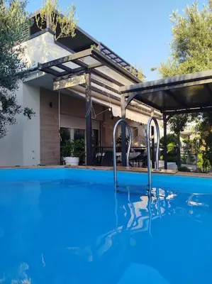 Bazen u objektu Holiday Home Slavica, prizemlje objekta ili u blizini