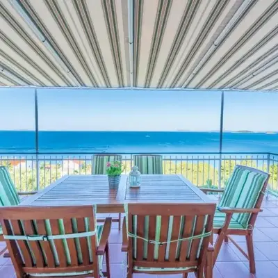 Apartment in Murter with sea view
