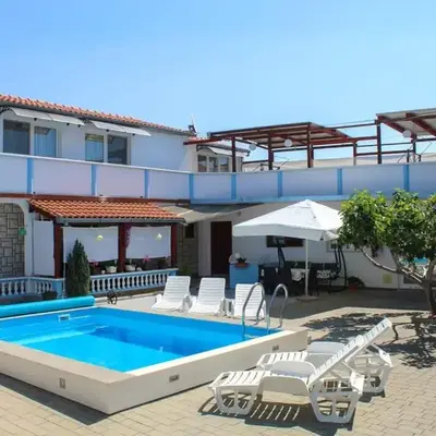 Apartment in Tribunj with sea view