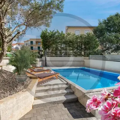 11 Bedroom Amazing Apartment In Srima