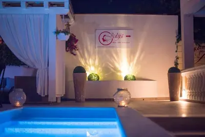Bazen u objektu Apartments Beauty ili u blizini