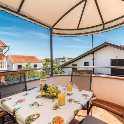 Two-Bedroom Apartment In Srima